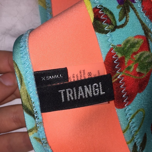 NEW TRIANGL BATHING SUIT WITH BAG - Picture 4 of 4
